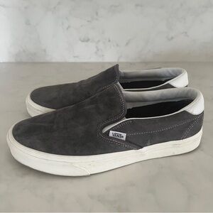 Vans slip on sneakers size US 9